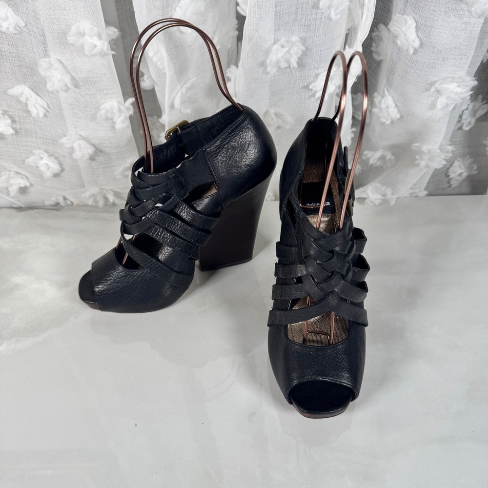 Dolce‎ Vita Black Woven Leather Strappy Heels Chunky Stacked Heel Boho Goth 7